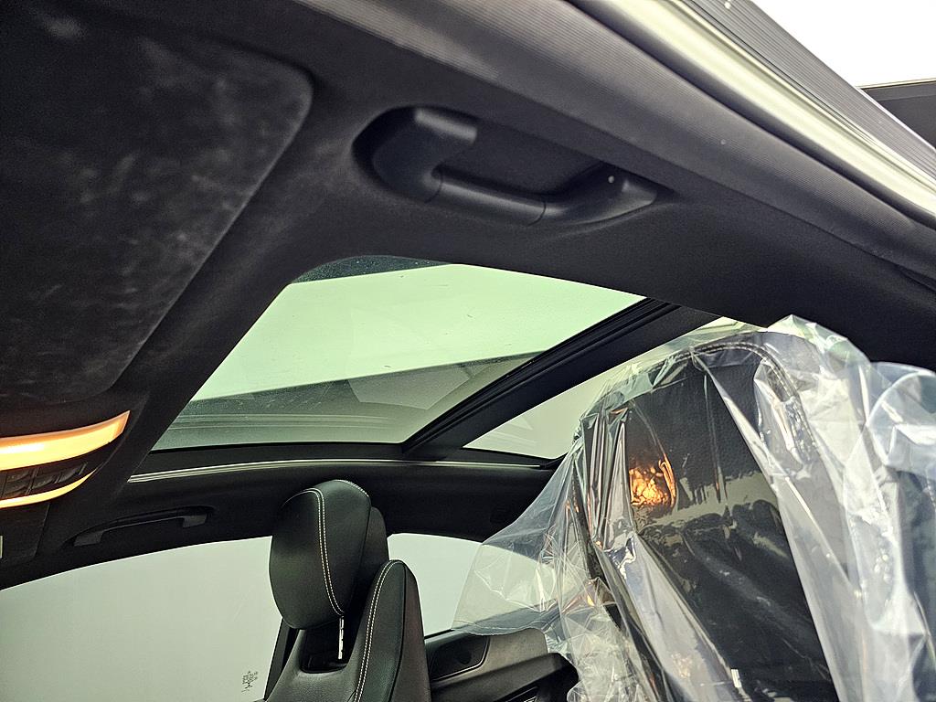 Mercedes Benz C Class - Vista 11