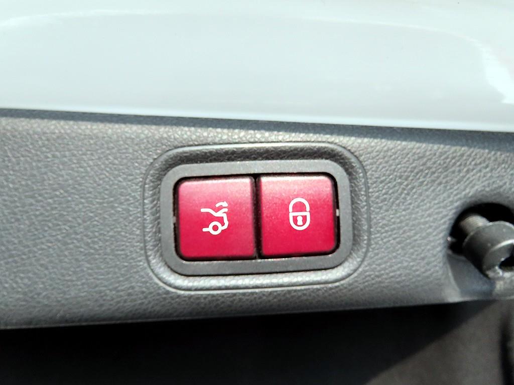 Mercedes Benz E class 2019 Blanco - Importación desde Corea - HF Imports Iquique - Foto 16