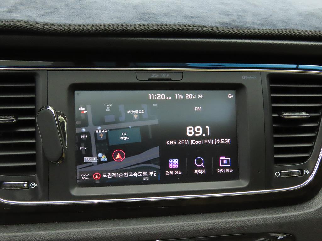 KIA Carnival - Vista 8