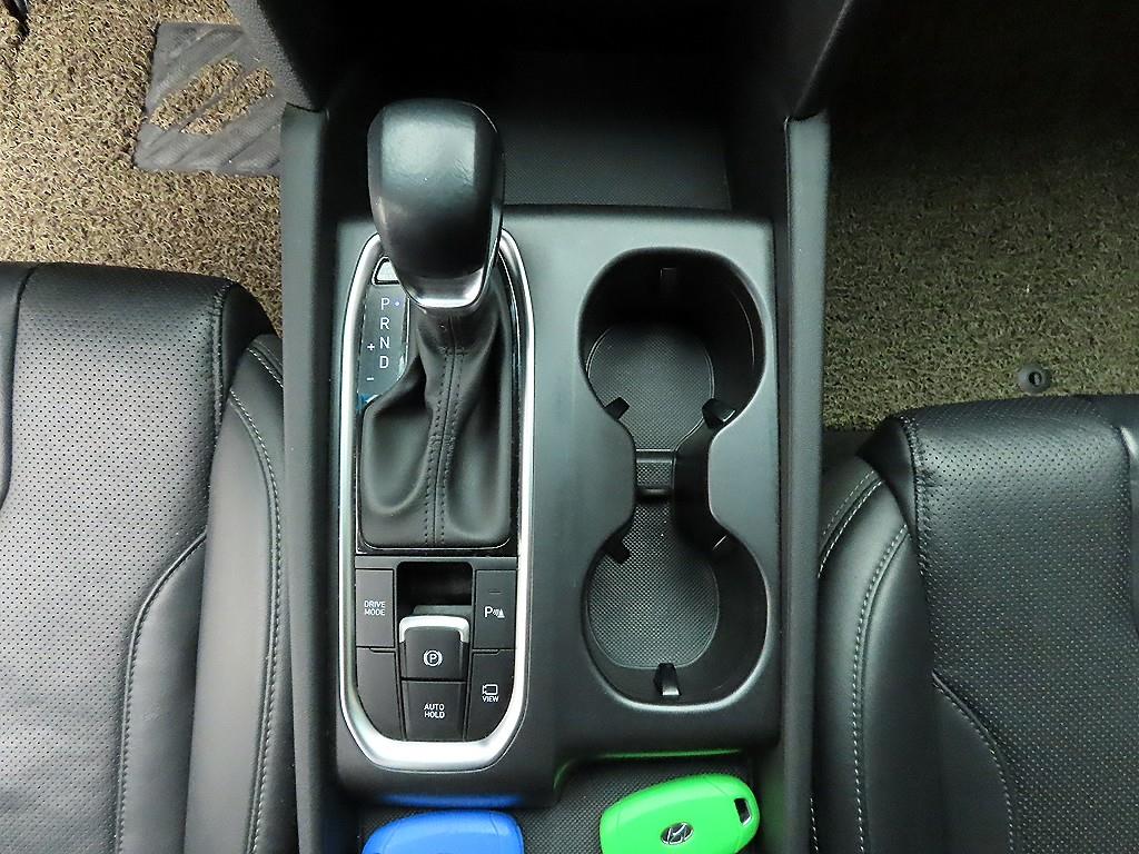 HYUNDAI Santa Fe - Vista 10