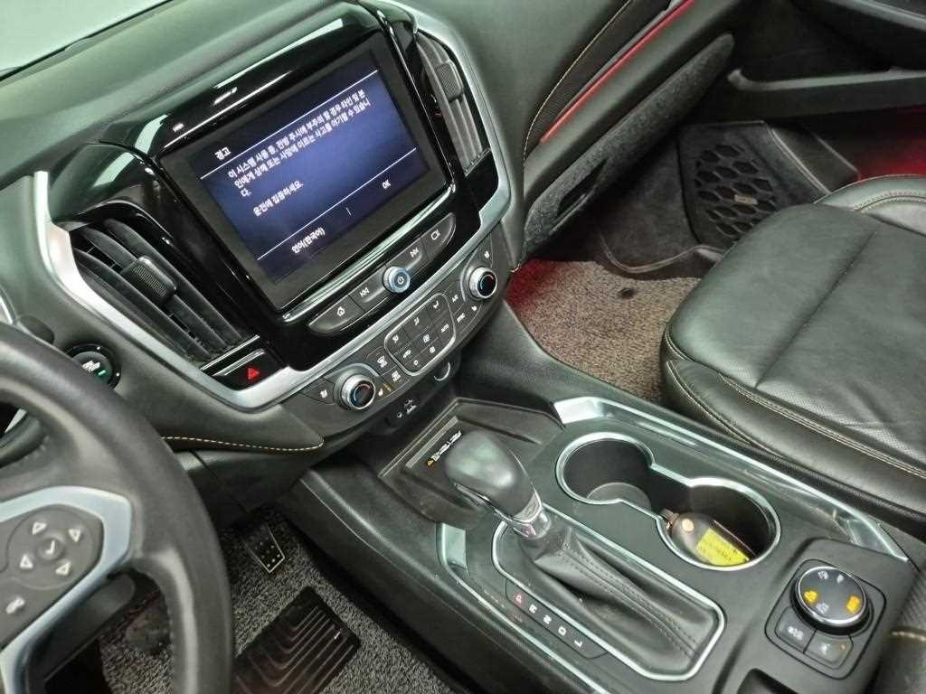 Chevrolet Travers - Vista 10