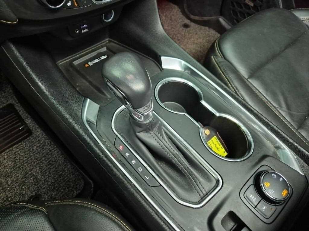 Chevrolet Travers - Vista 8