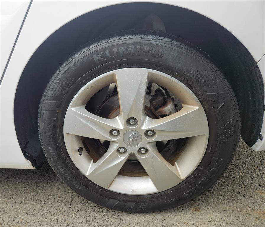 HYUNDAI Avante 2014 Blanco - Importación desde Corea - HF Imports Iquique - Foto 18