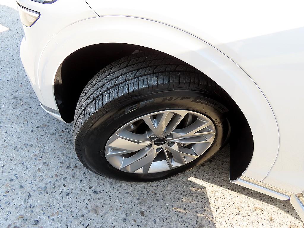 Genesis GV70 2025 Blanco - Importación desde Corea - HF Imports Iquique - Foto 20