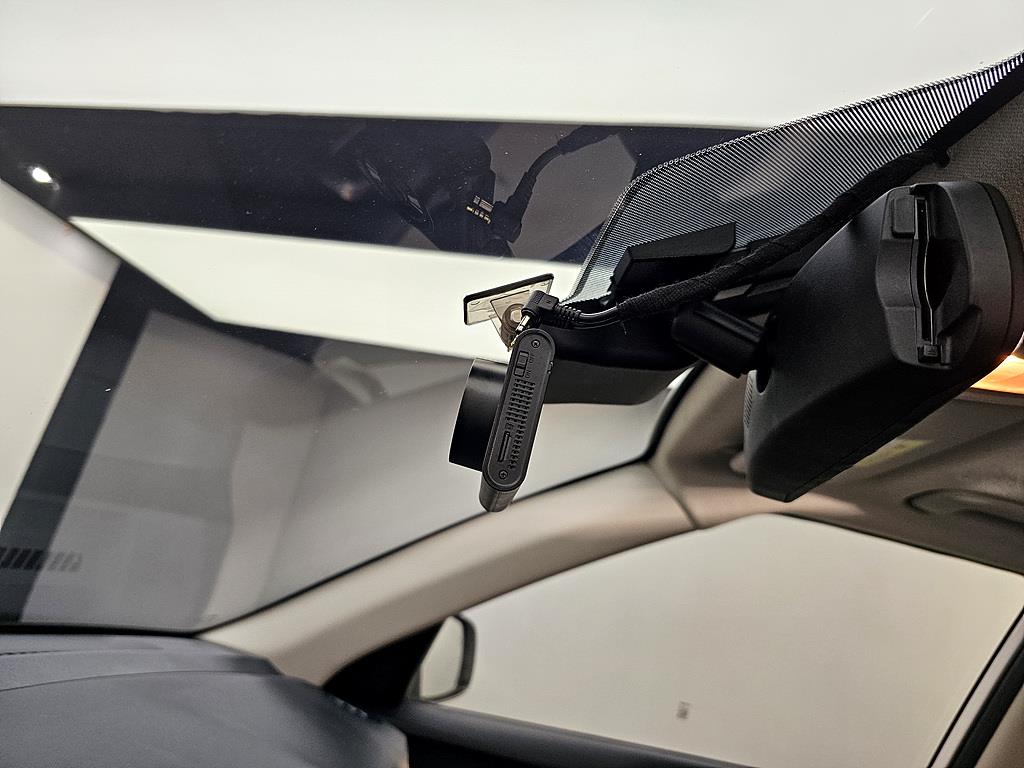 HYUNDAI Venue - Vista 12