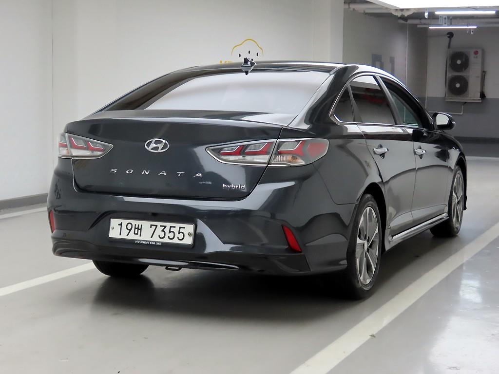 HYUNDAI Sonata - Vista 4