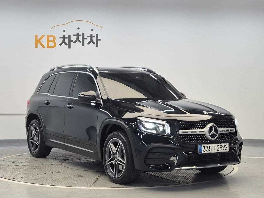 Mercedes Benz GLB Class - Vista 4