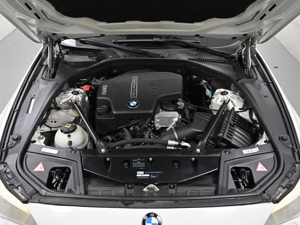 BMW 5 Series - Vista 6