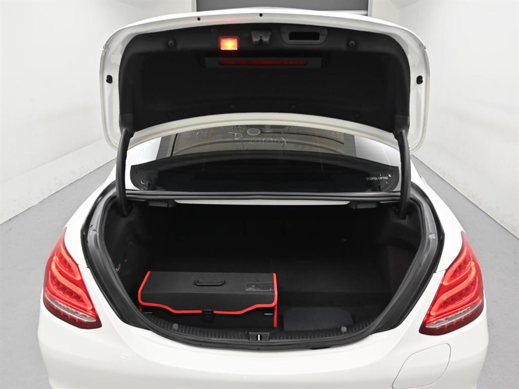 Mercedes Benz C Class 2018 Blanco - Importación desde Corea - HF Imports Iquique - Foto 18