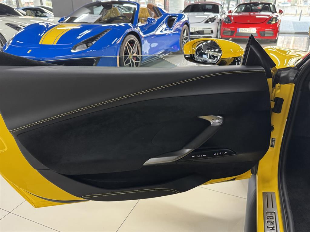 Ferrari 296 - Vista 9