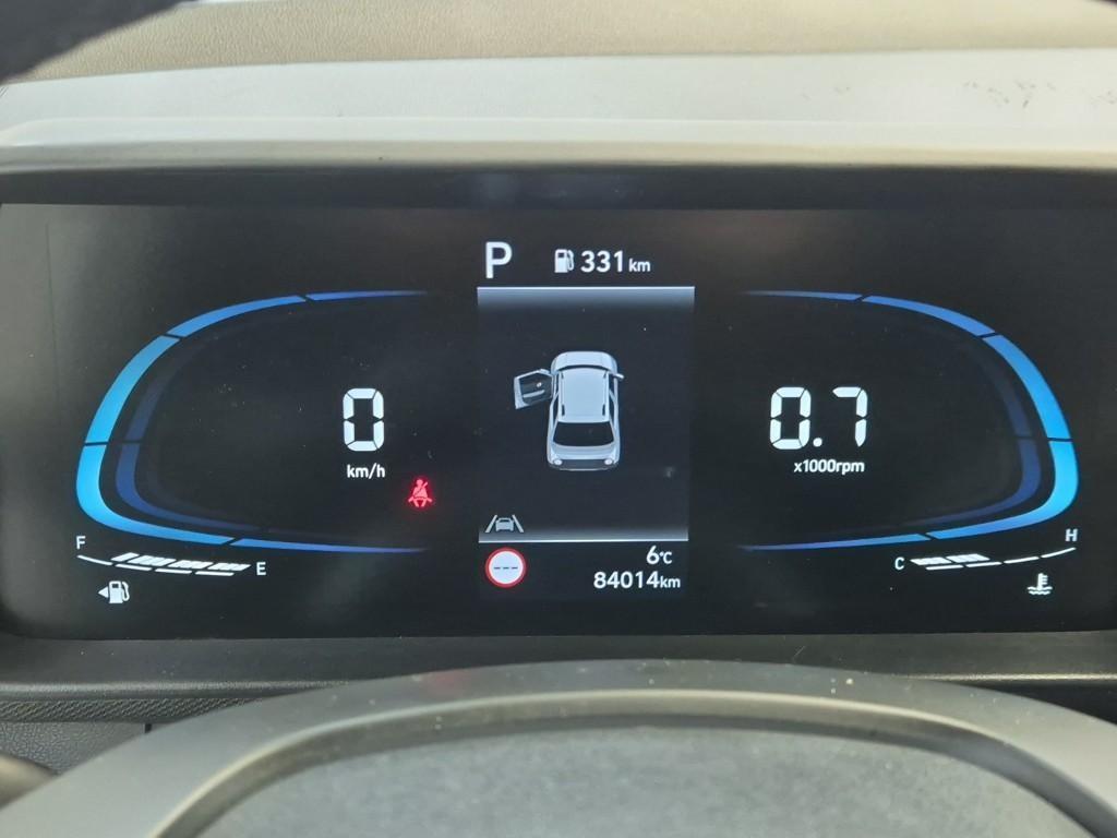 HYUNDAI Casper - Vista 6