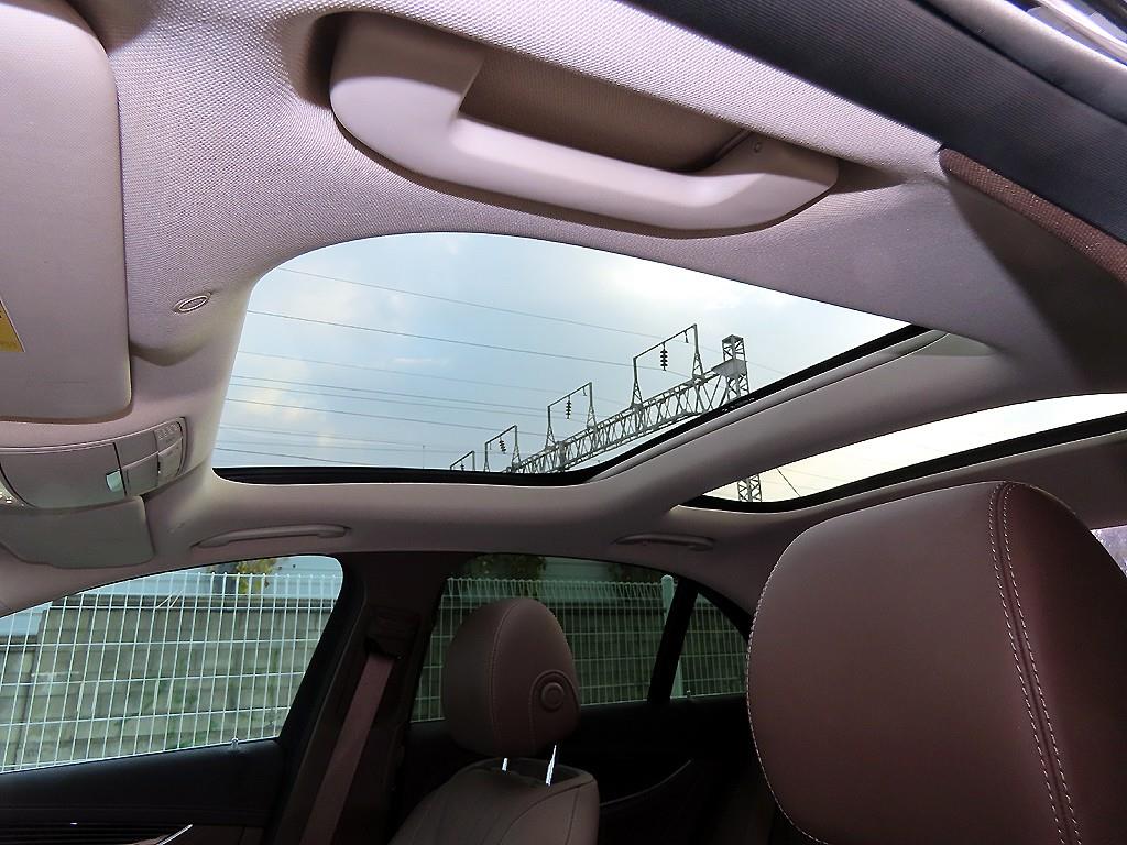 Mercedes Benz E class 2017 Negro - Importación desde Corea - HF Imports Iquique - Foto 16