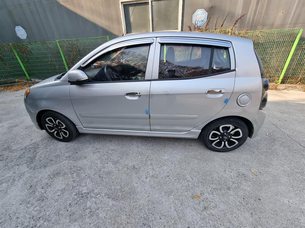 KIA Morning - Vista 8