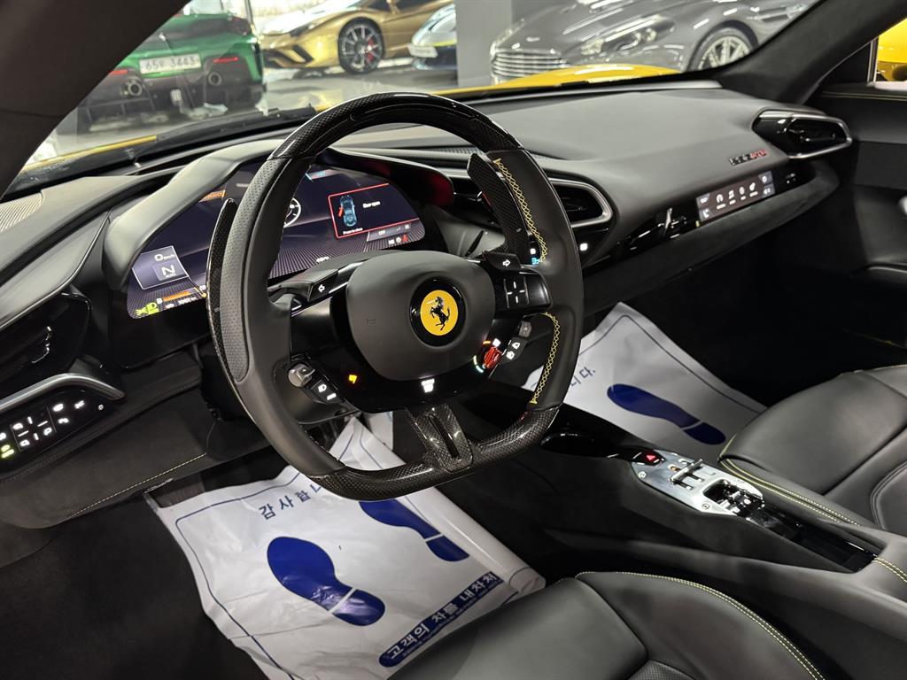 Ferrari 296 - Vista 6