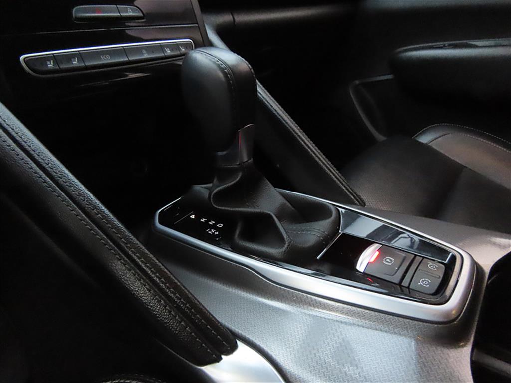 SAMSUNG QM6 - Vista 11