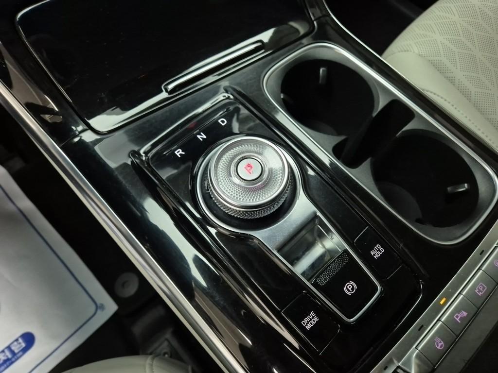 KIA Carnival - Vista 11