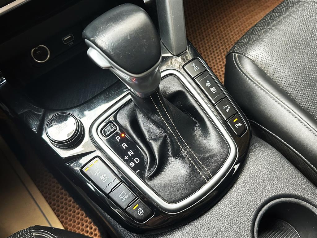 KIA Seltos - Vista 12