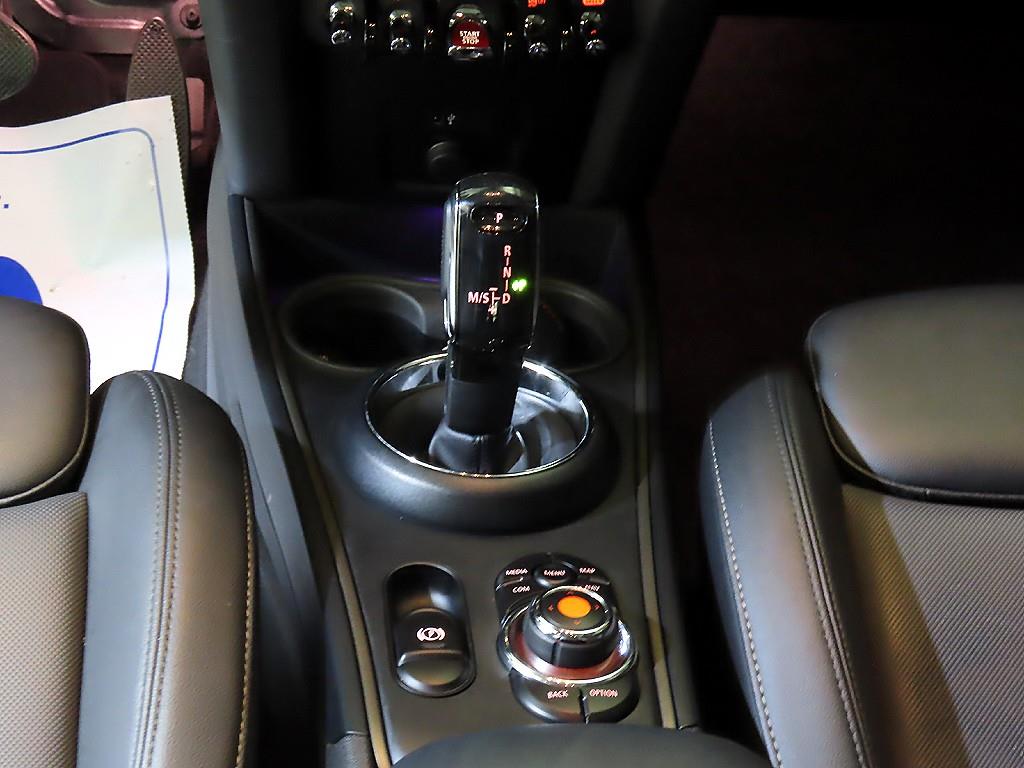 Mini Countryman - Vista 12