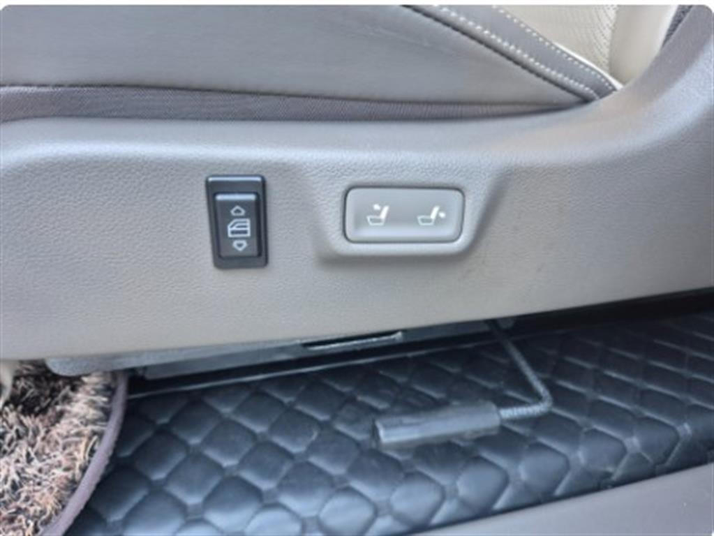 KIA Carnival - Vista 10