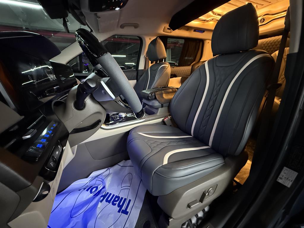 KIA Carnival - Vista 5