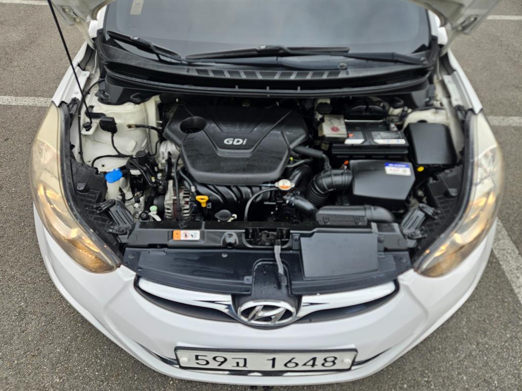 HYUNDAI Avante 2014 Blanco - Importación desde Corea - HF Imports Iquique - Foto 14