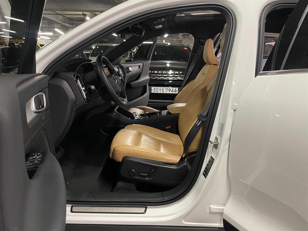 Volvo XC40 2021 Blanco - Importación desde Corea - HF Imports Iquique - Foto 18