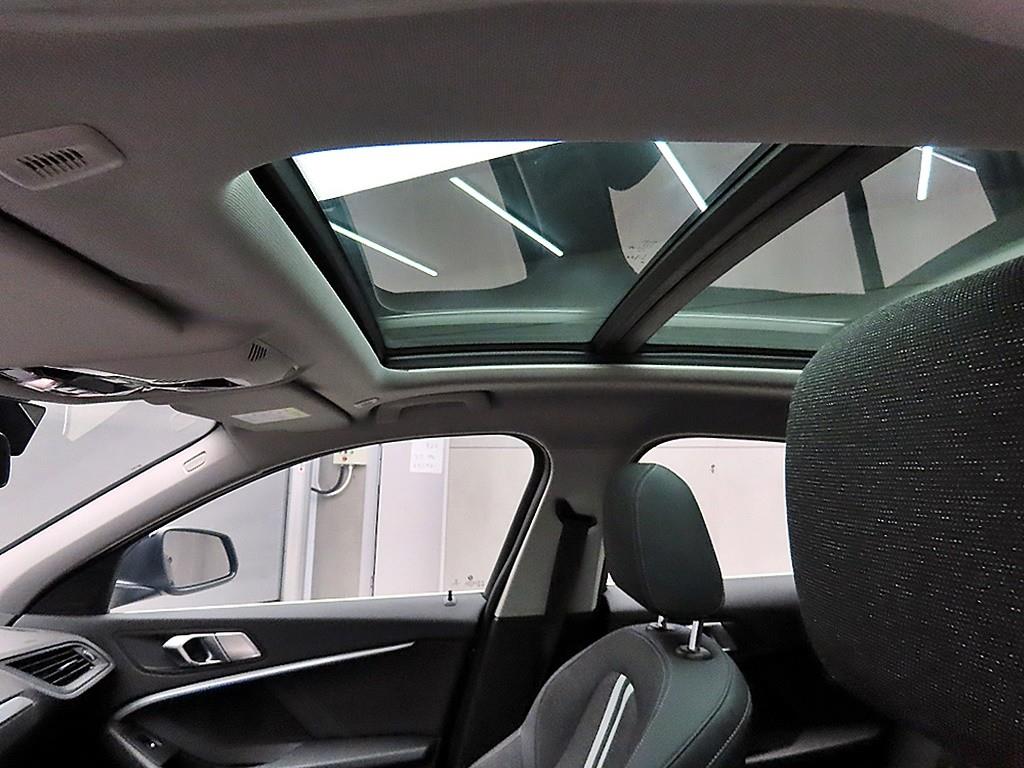 BMW 1 series 2023 - Importación desde Corea - HF Imports Iquique - Foto 16