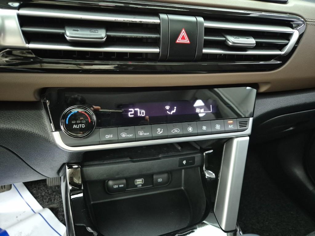 KIA Seltos - Vista 10