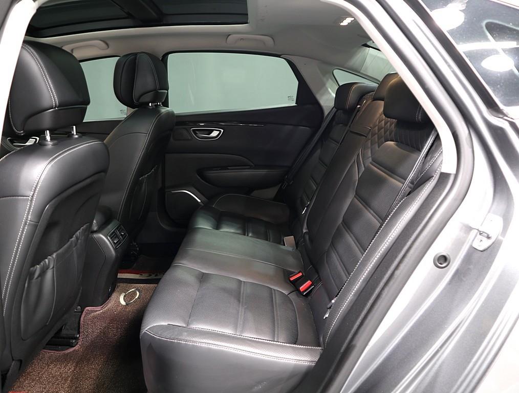 SAMSUNG SM6 - Vista 8