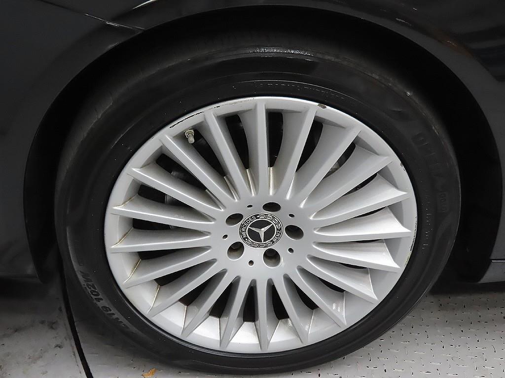 Mercedes Benz S Class - Vista 9