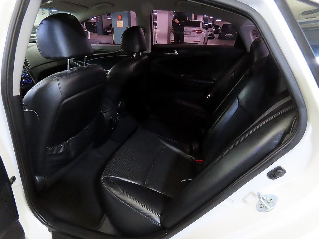 HYUNDAI Sonata - Vista 7