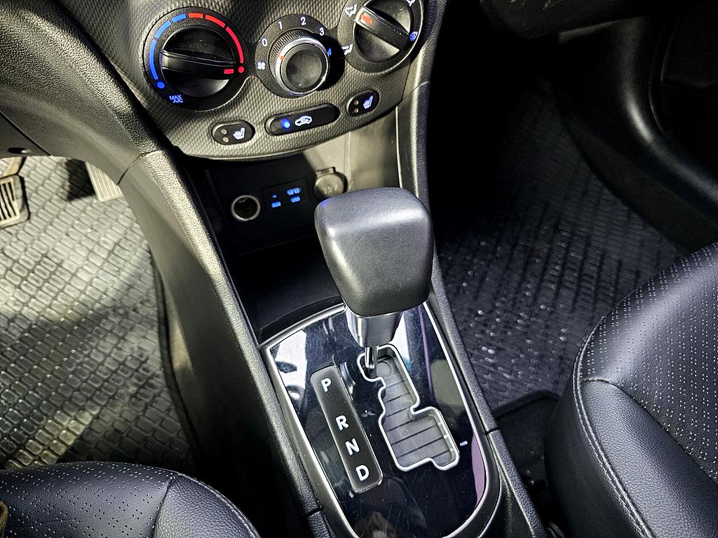 HYUNDAI Accent 2017 Blanco - Importación desde Corea - HF Imports Iquique - Foto 16