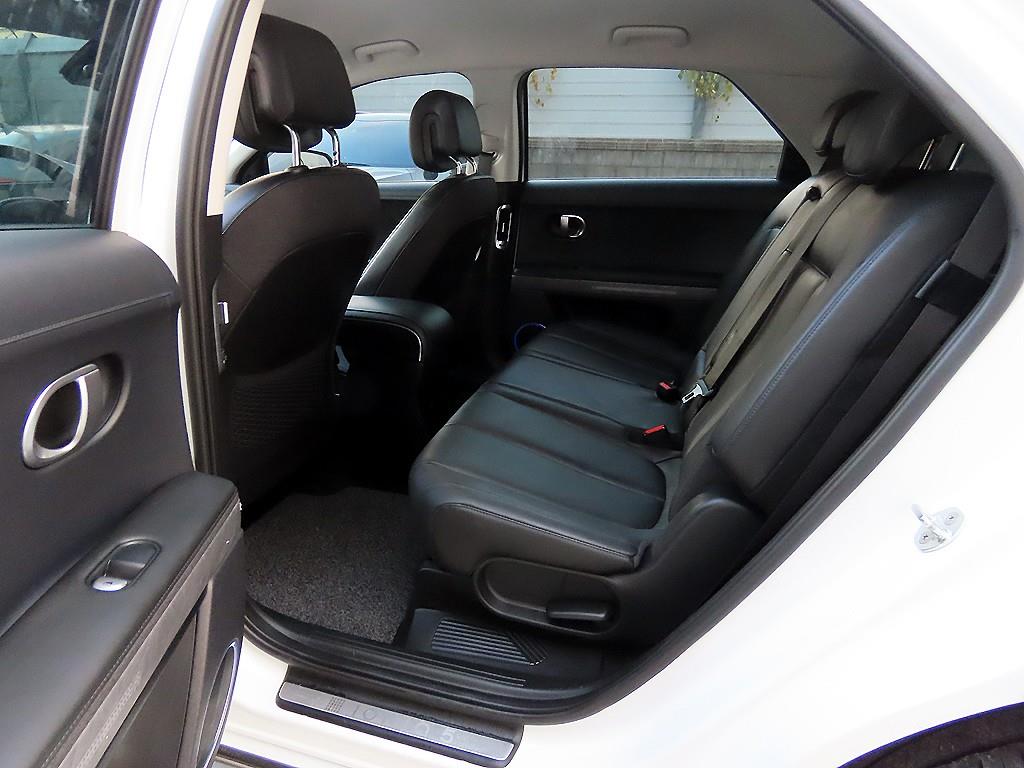 HYUNDAI Ioniq 5 - Vista 6