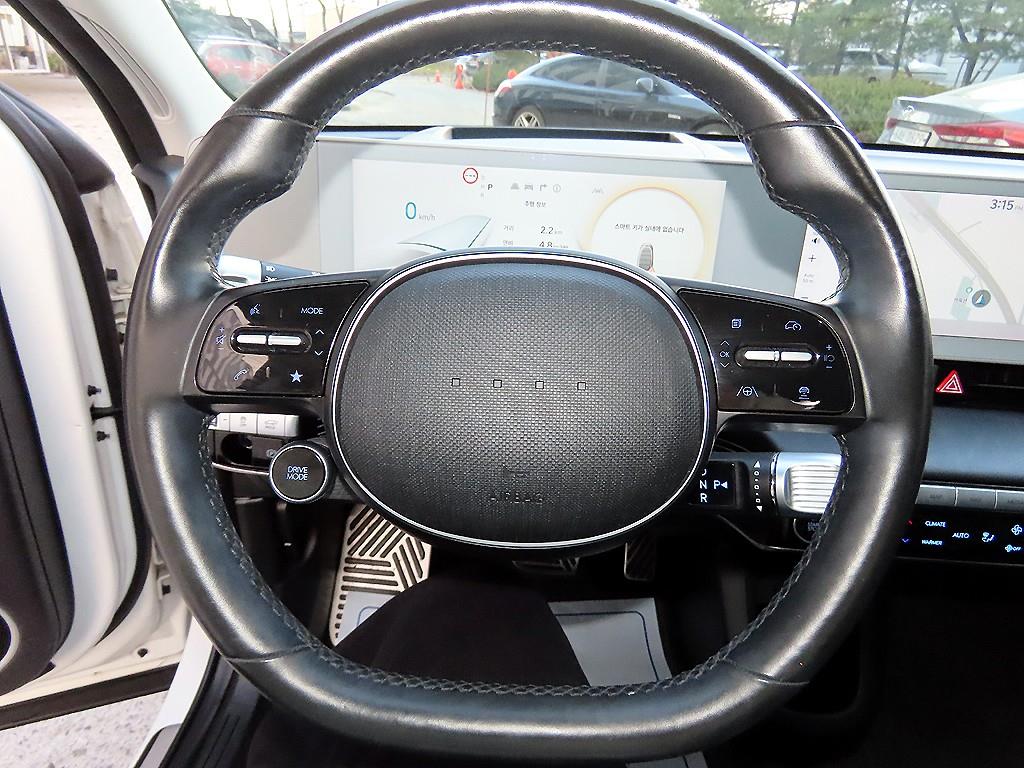 HYUNDAI Ioniq 5 - Vista 8