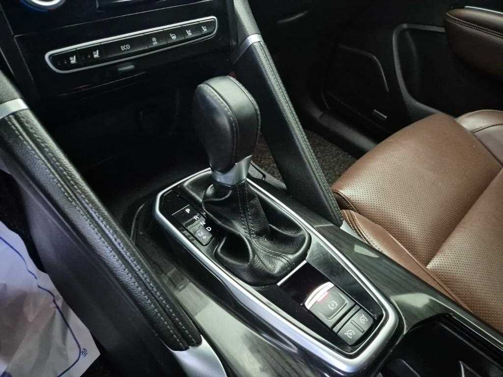 SAMSUNG QM6 - Vista 8