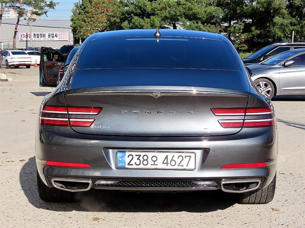 Genesis G80 - Vista 4