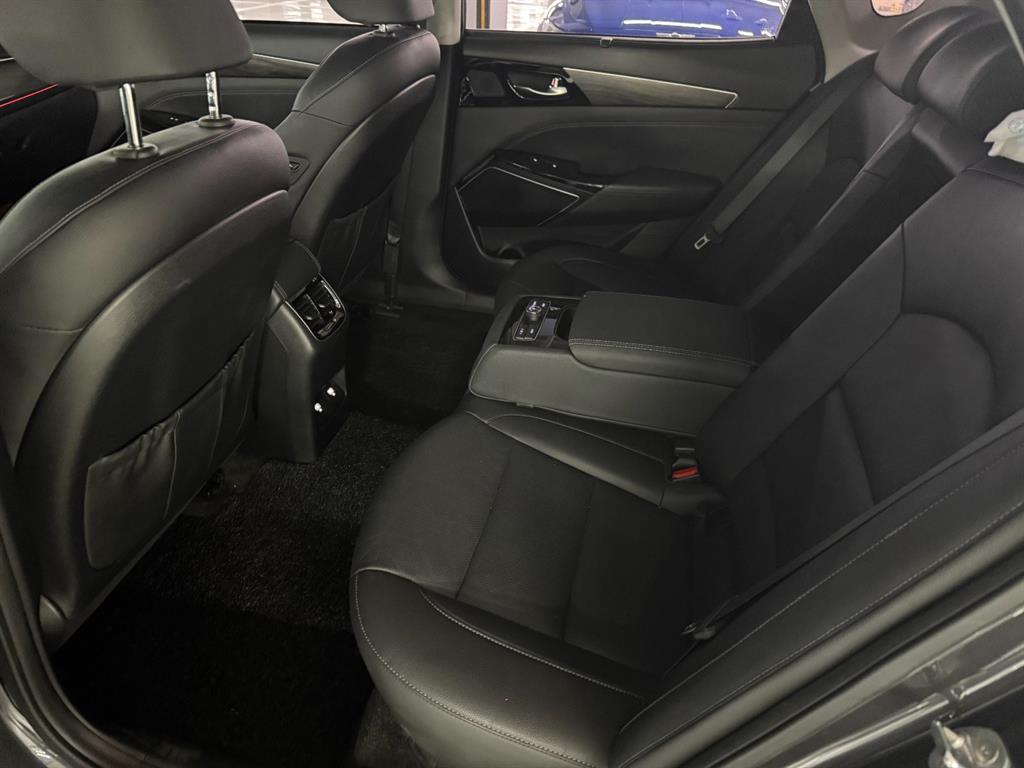 KIA K7 - Vista 11