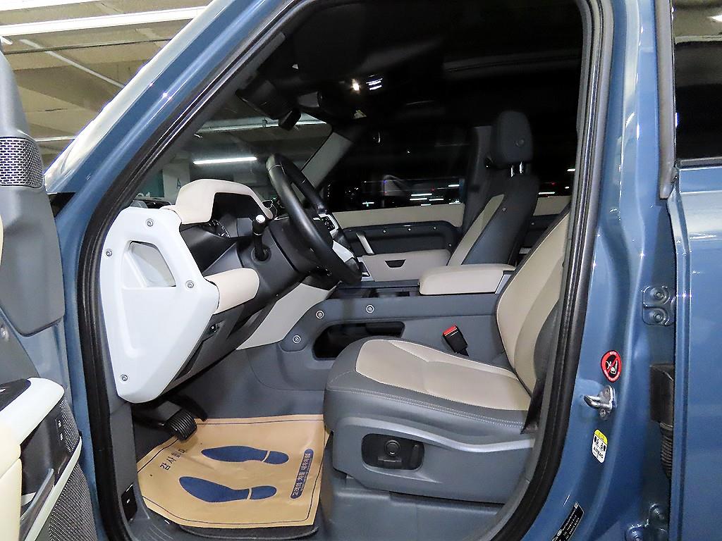 Land Rover Defender - Vista 6