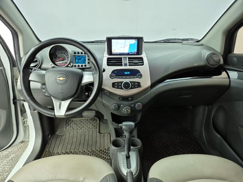 Chevrolet Spark - Vista 5