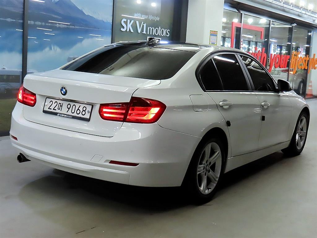 BMW 3 series - Vista 4