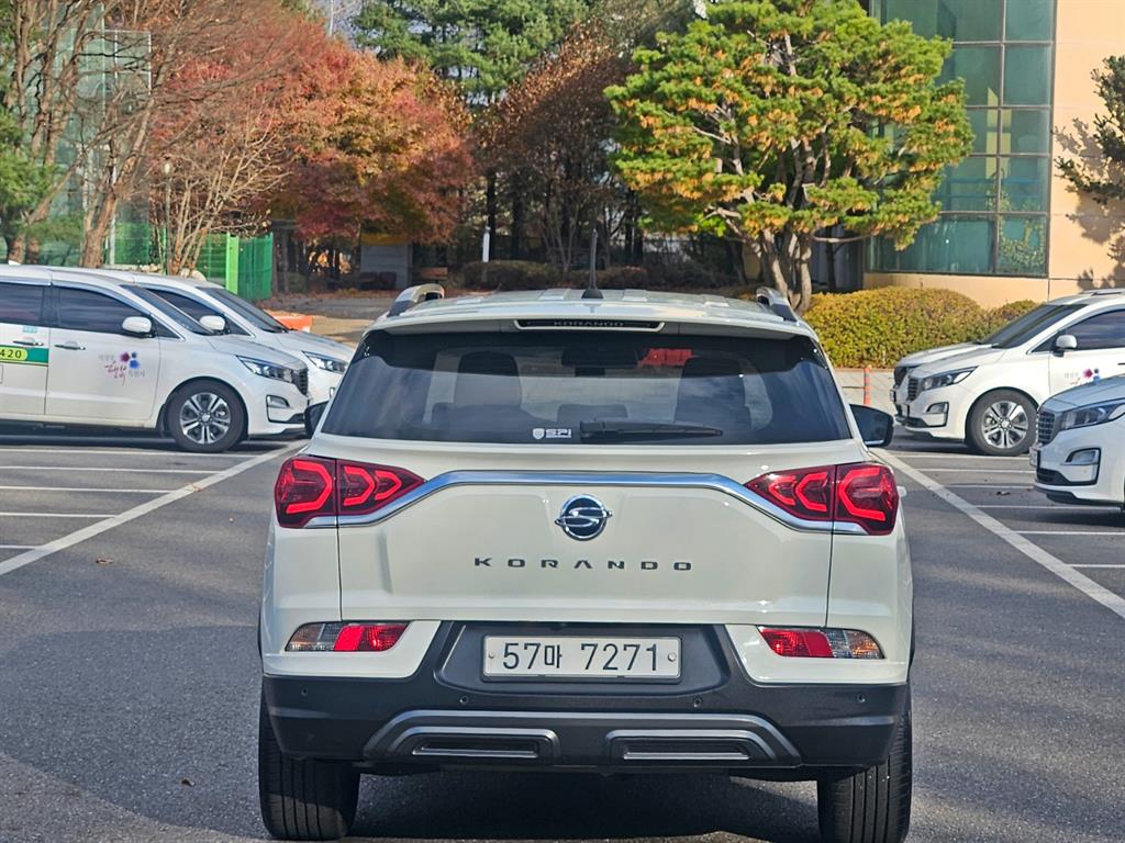 Ssangyong Korando - Vista 5
