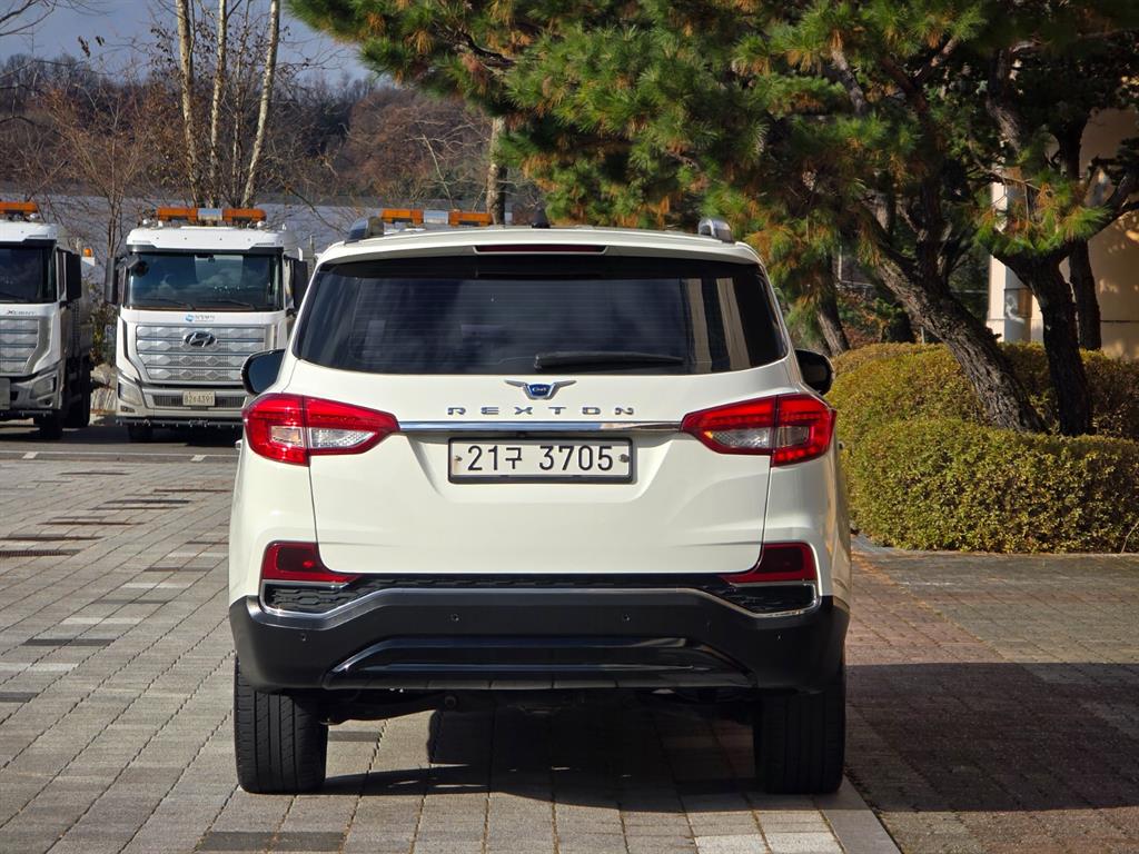 Ssangyong Rexton - Vista 6