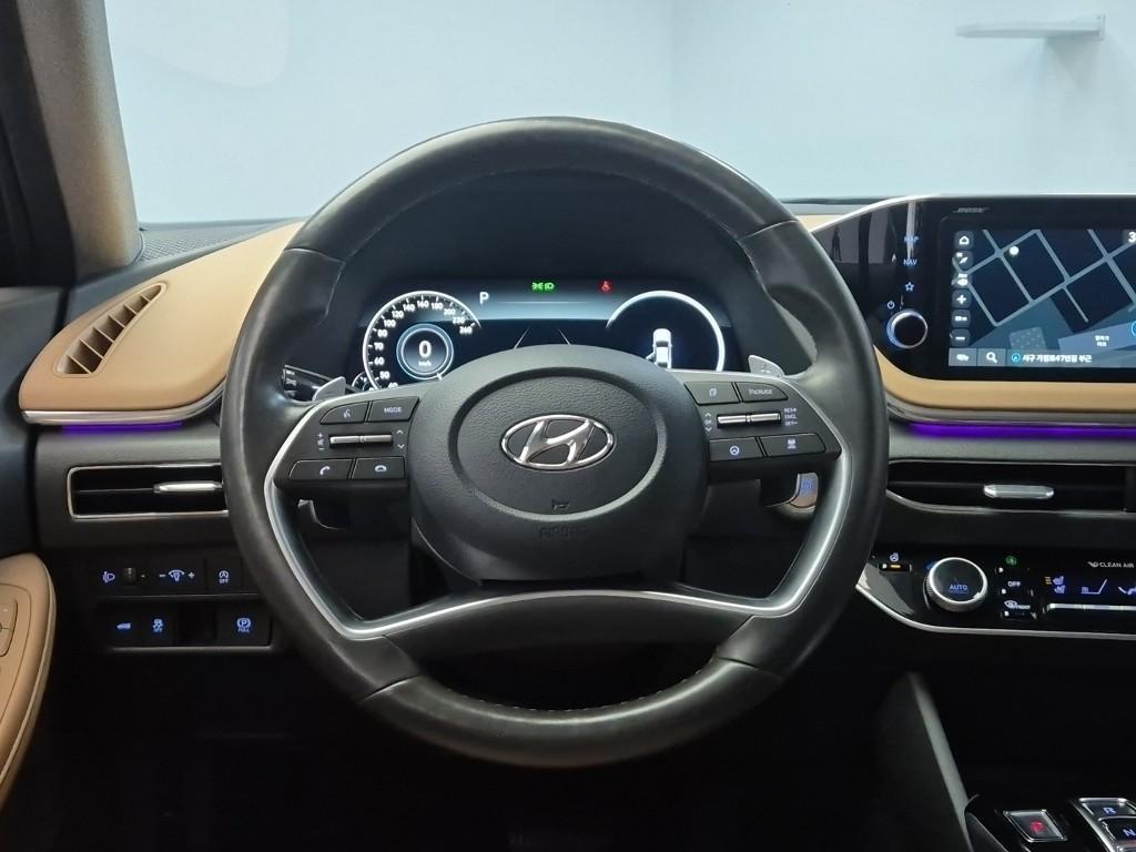 HYUNDAI Sonata - Vista 9