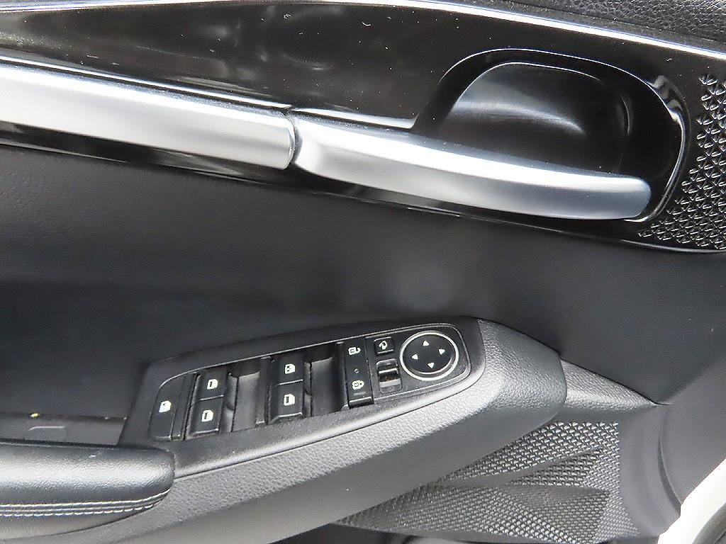 KIA Seltos 2021 Blanco - Importación desde Corea - HF Imports Iquique - Foto 12