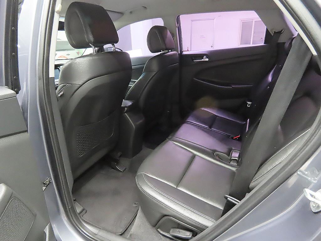 HYUNDAI Tucson 2016 Gris - Importación desde Corea - HF Imports Iquique - Foto 9