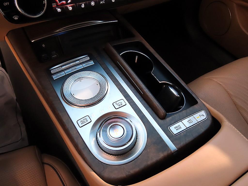 Genesis G80 - Vista 11