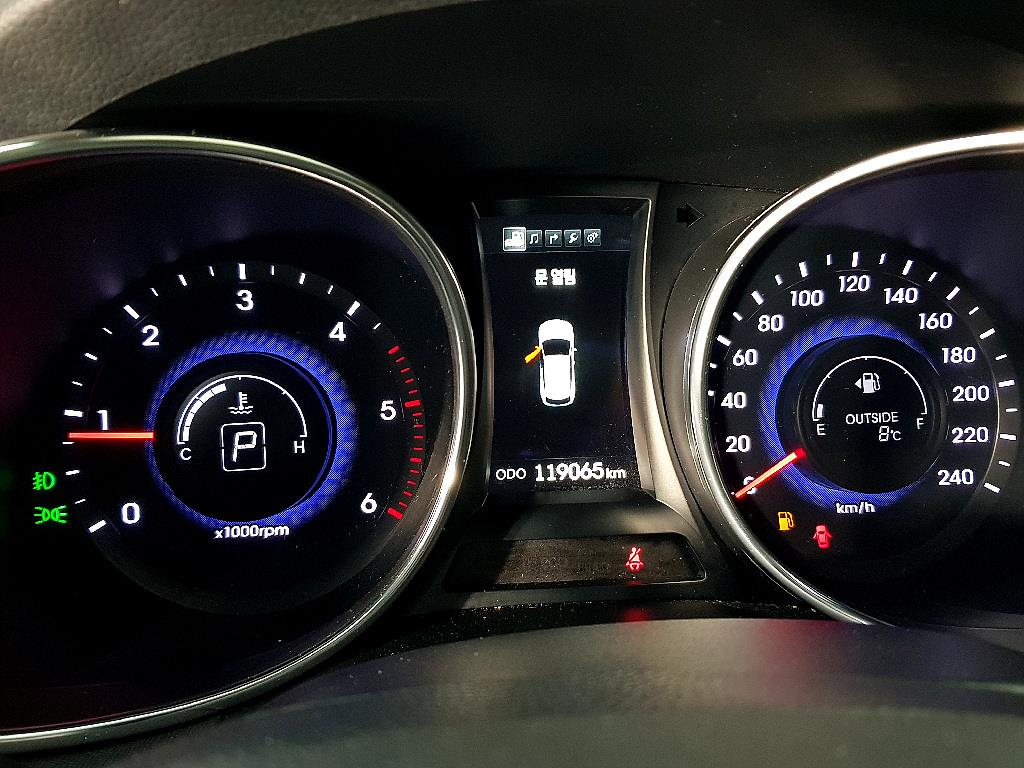 HYUNDAI Santa Fe - Vista 7