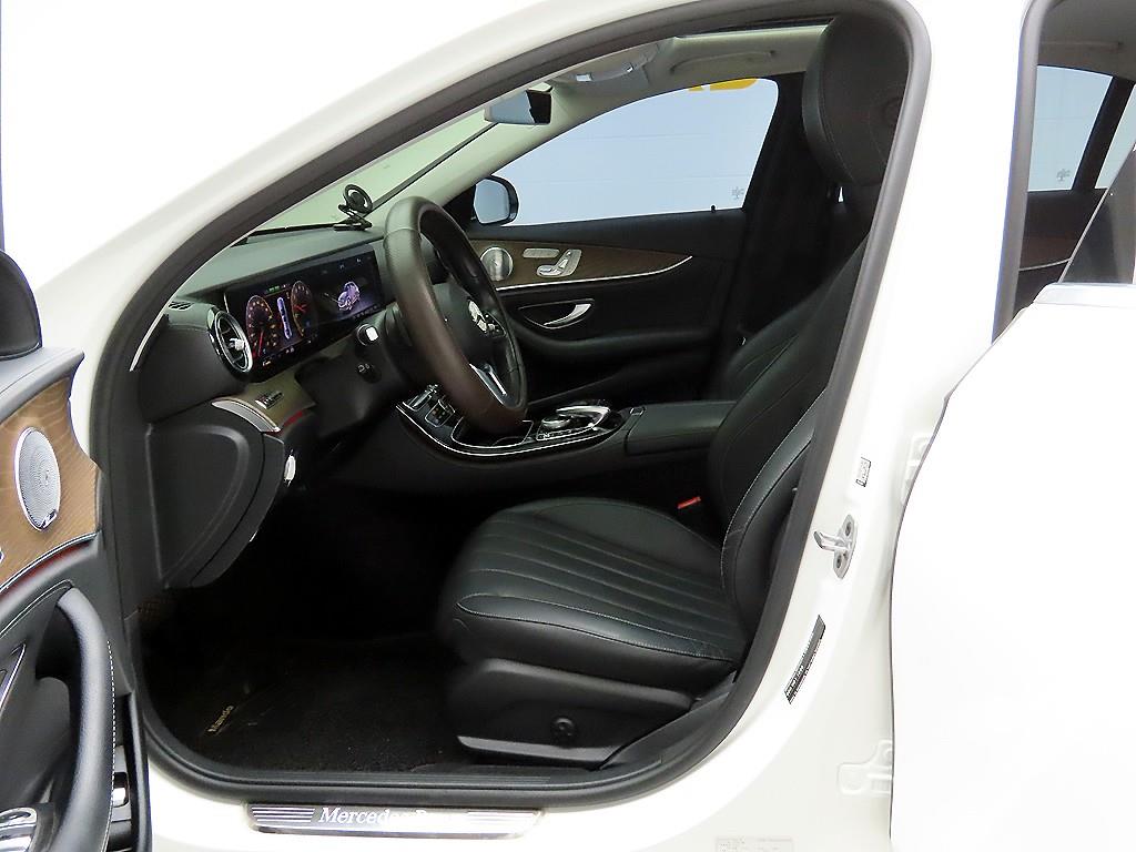 Mercedes Benz E class 2020 Blanco - Importación desde Corea - HF Imports Iquique - Foto 13