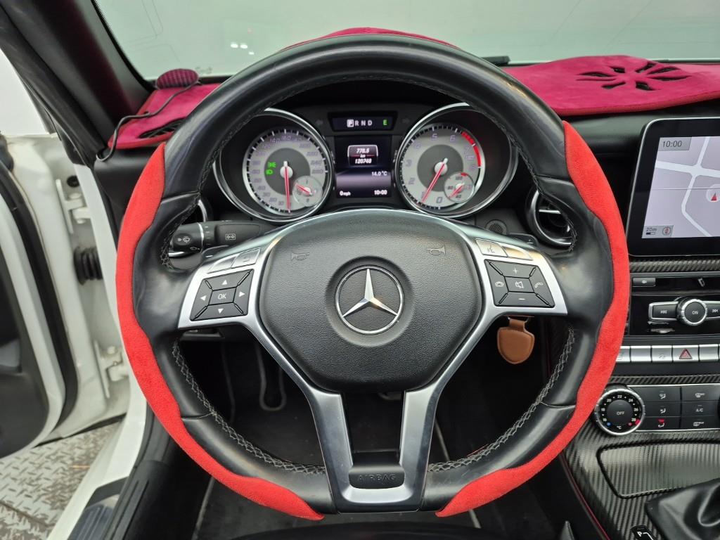 Mercedes Benz SLK Class - Vista 9