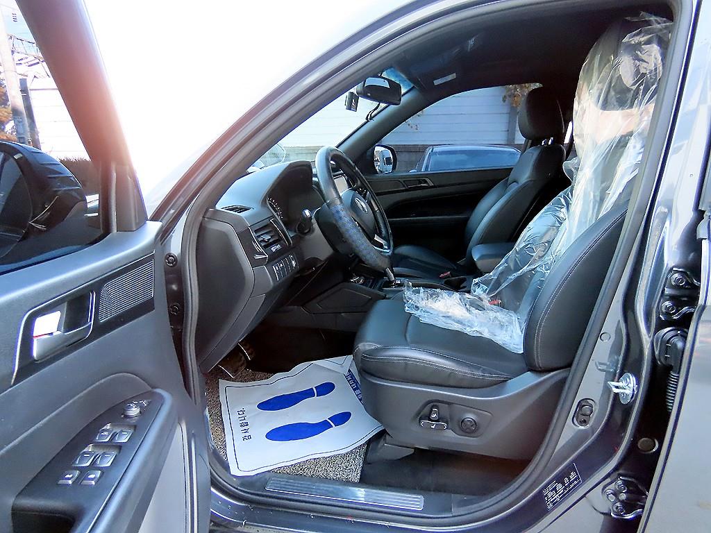 Ssangyong Rexton - Vista 5